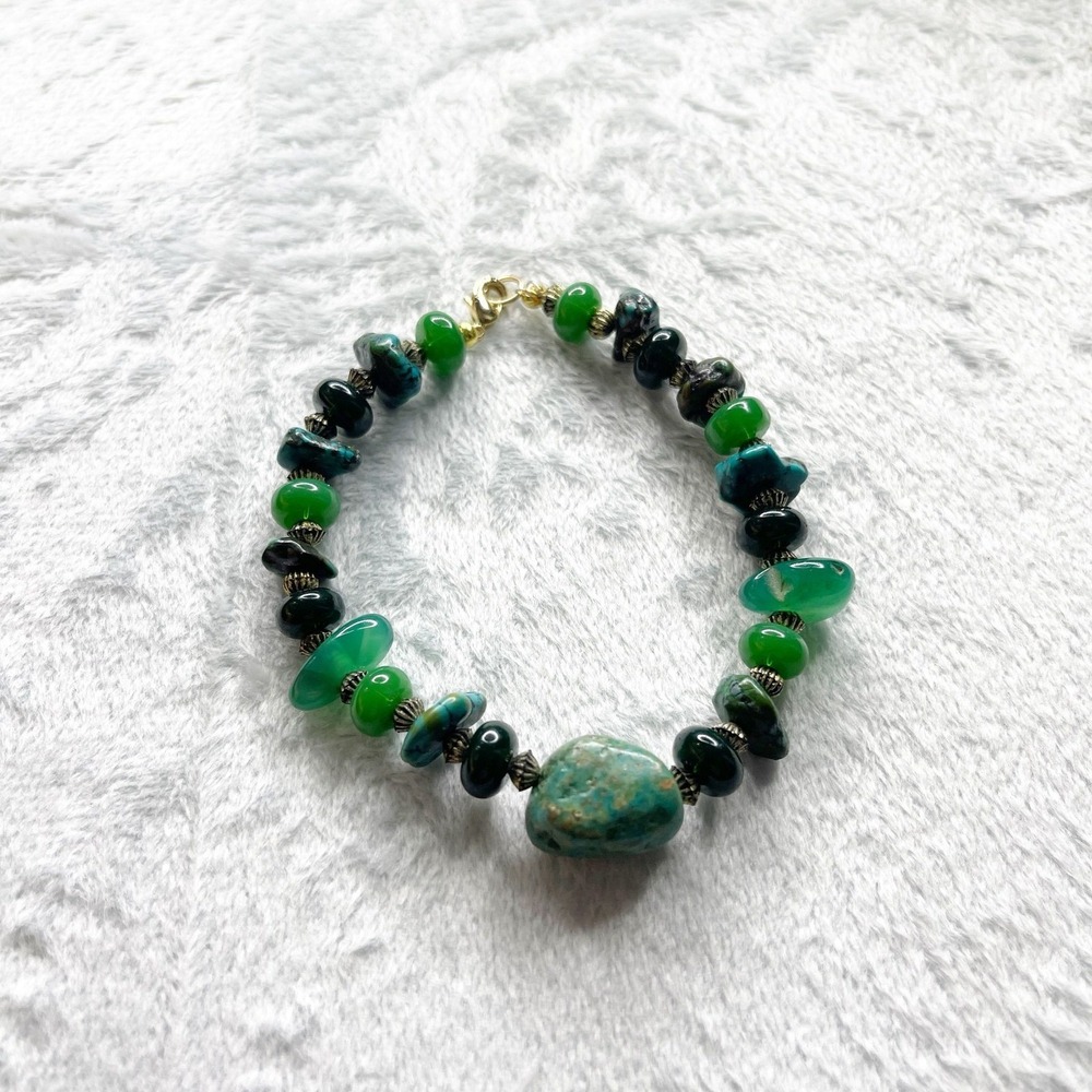 Melody Ruth Vintage Turquoise Modern Glass Bead Bracelet Green Gold Plated Clasp